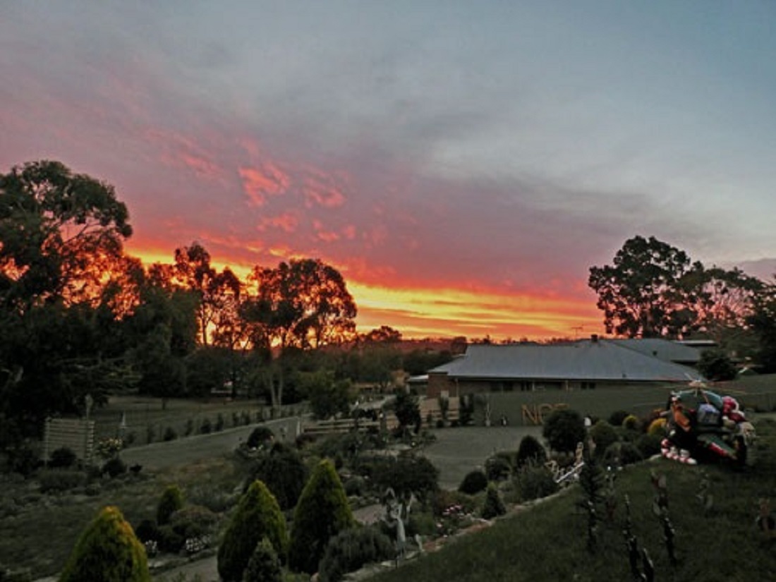 Lobethal sunset following the Fire 2019