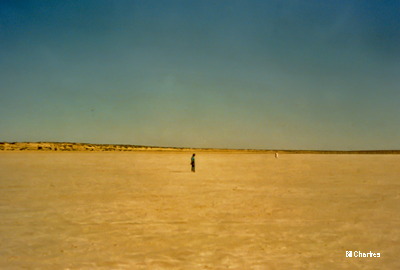 Jason & Peg Chartres<br>
Madigan Gulf (The lowest point in Australia,
 15m below sea level) - Lake Eyre North