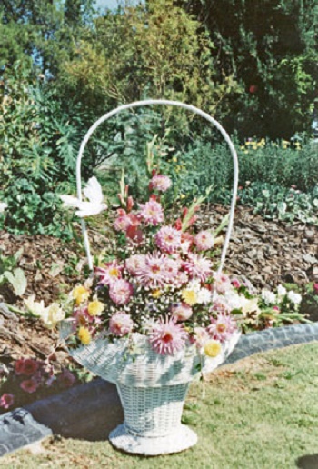 Photo - Wedding Basket